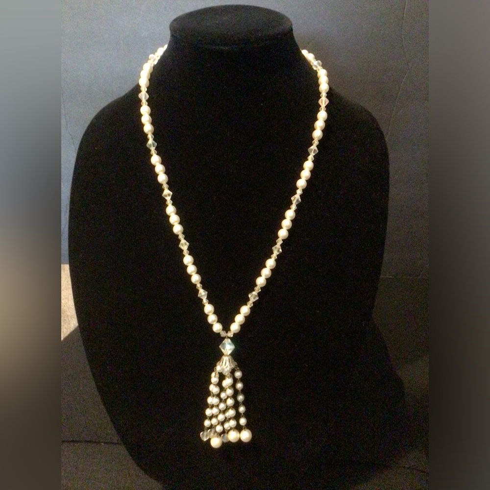 Vintage Necklace w Faux Pearl & Faux Crystal Tassel Chandelier Pendant